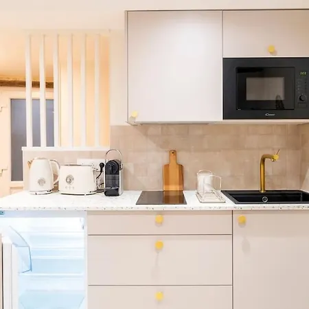 Duplex Calme A - Proche Zenith & Commerces *